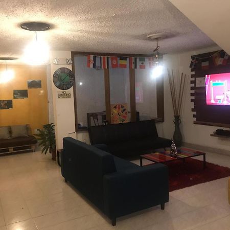 Hostal Casa Paraiso Меделин Екстериор снимка